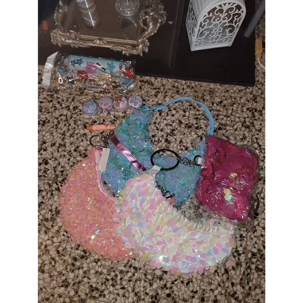 2 Mini tin containers with ring hook
